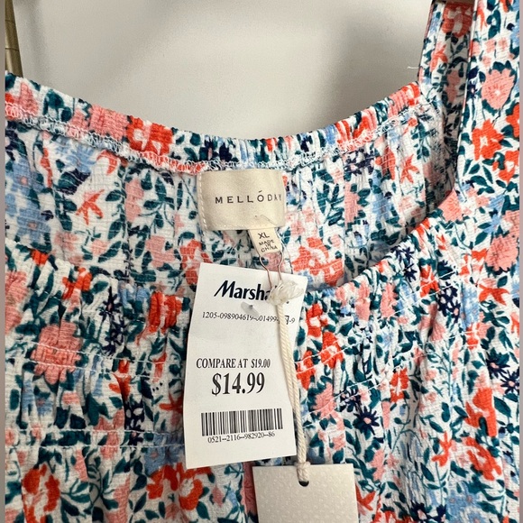 Melloday Floral Top (XL) - Picture 3 of 4